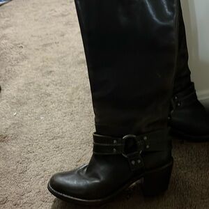 Fry leather boots